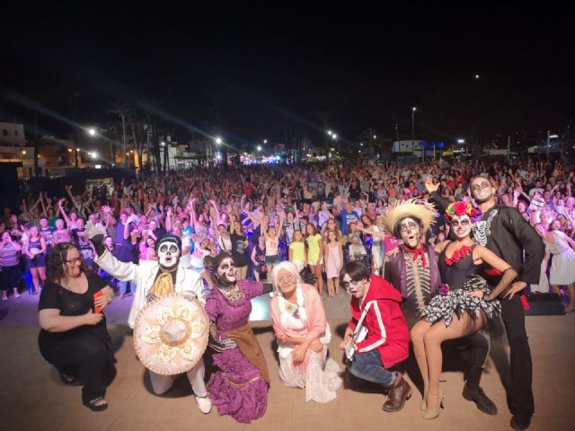Cientos de personas disfrutan de la programación cultural de verano - 1, Foto 1