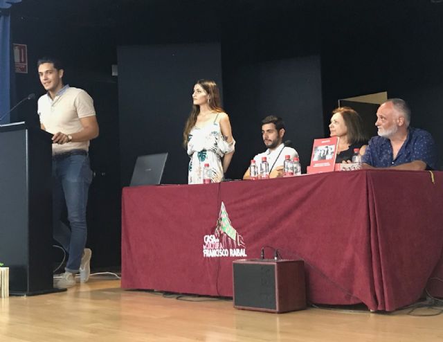 La Asociación Memoria Democrática de Águilas realiza un homenaje al aguileño Ricardo Aullón - 1, Foto 1