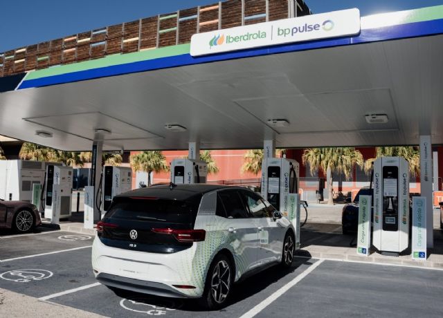 Iberdrola supera los 100 puntos de recarga rápidos y ultrarrápidos en funcionamiento en la Región de Murcia - 1, Foto 1