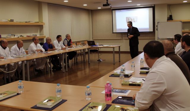 La UCAM forma a 50 trabajadores de ElPozo Alimentacin en comunicacin y liderazgo, Foto 1