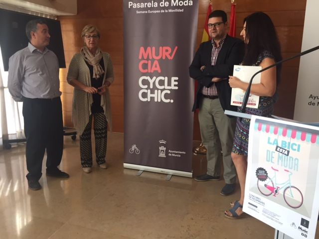El Ayuntamiento de Murcia pone la bici de moda con un Concurso de Escaparates y una pasarela con últimas tendencias en actualidad - 2, Foto 2
