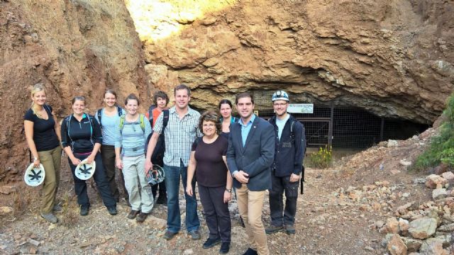 La Concejalía de Patrimonio Arqueológico continúa los trabajos para hacer visitable el yacimiento de Cueva Victoria - 2, Foto 2