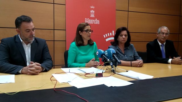 El PSOE reclama a Ballesta que defienda la Educación de Adultos y exija a la Consejería que dé marcha atrás en los recortes impuestos - 1, Foto 1