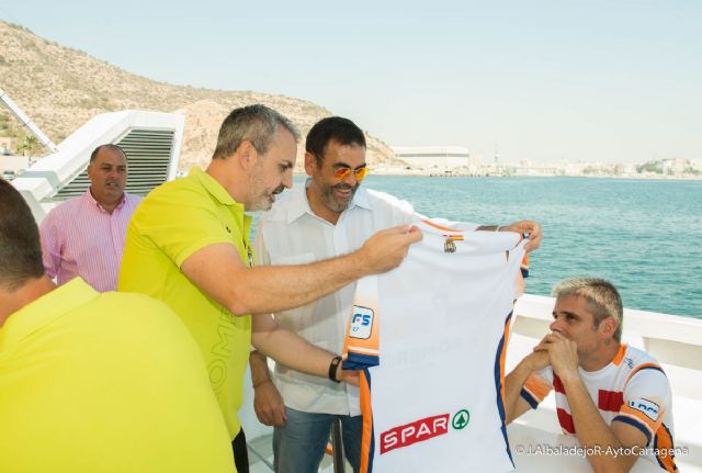 El Cartagena Fútbol Sala luce la bandera de la provincia marítima en su nueva equipación - 5, Foto 5