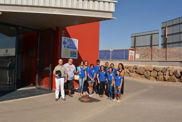 Los miembros de la Lanzadera de Empleo visitan el Vivero de Empresas - 3, Foto 3