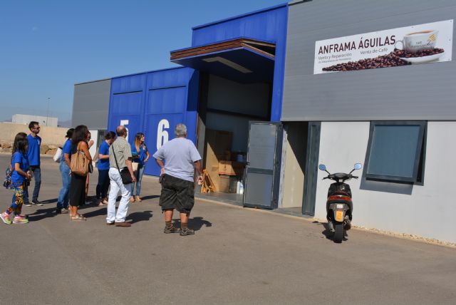 Los miembros de la Lanzadera de Empleo visitan el Vivero de Empresas - 5, Foto 5