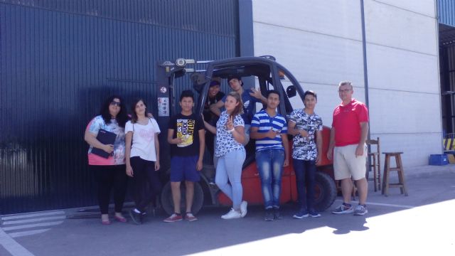 Finalización formaciones ocupacionales Proyecto Labor 2.0: garantía juvenil, Foto 6