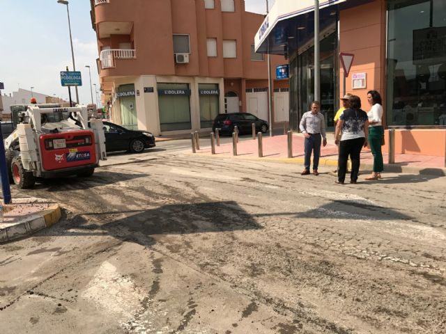 13.400 m² de nuevo firme asfáltico en calles urbanas de Roldán - 1, Foto 1