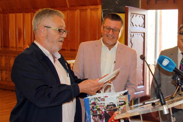 Cofradías de Semana Santa del municipio gallego de Cangas de Morrazo peregrinan a Caravaca - 2, Foto 2