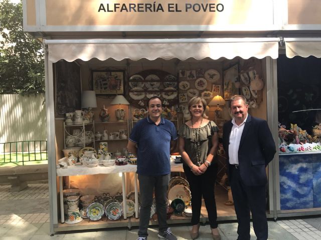 Municipal officials attend the inauguration of the 34th Official Handicraft Fair of the Region of Murcia (Feramur), Foto 5