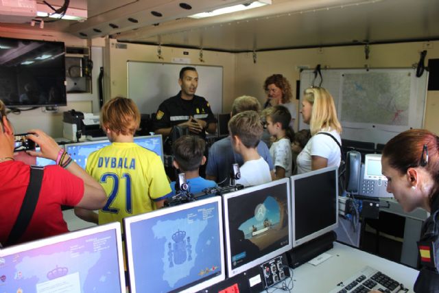 Los lumbrerenses conocen de cerca el trabajo de la Unidad Militar de Emergencias - 3, Foto 3
