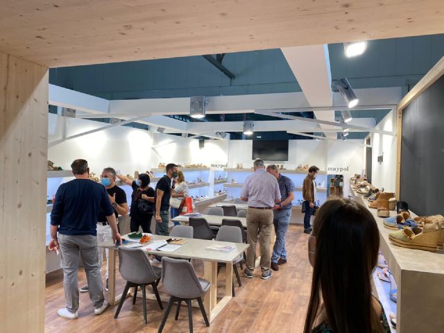 Cuatro empresas de calzado regionales desafían al COVID y exponen en Milán sus nuevas creaciones - 2, Foto 2