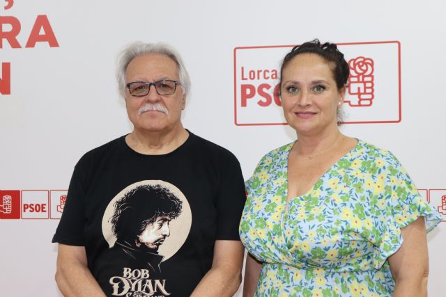 Las familias lorquinas están sufriendo los altos precios de los libros de texto - 1, Foto 1