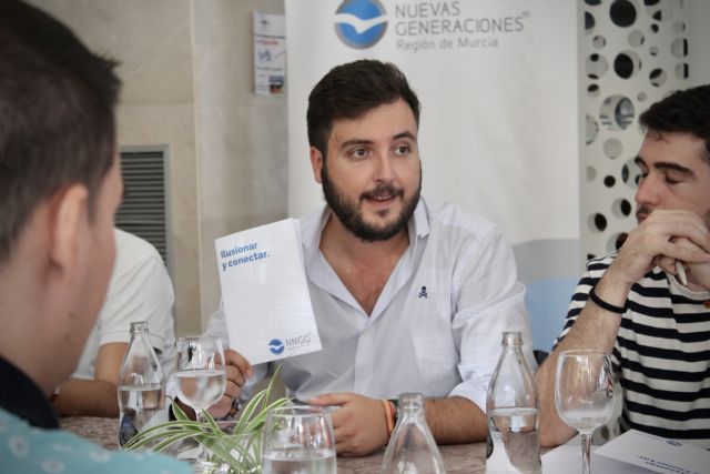 Landáburu: Quedan 250 días para que la Región de Murcia se tiña de azul, no tenemos tiempo que perder - 2, Foto 2