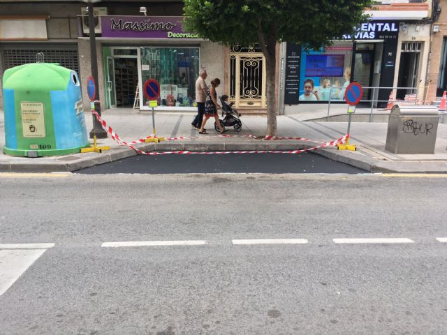 Alcantarilla renueva los contenedores de basura y mejora las zonas de la calzada donde están instalados - 3, Foto 3