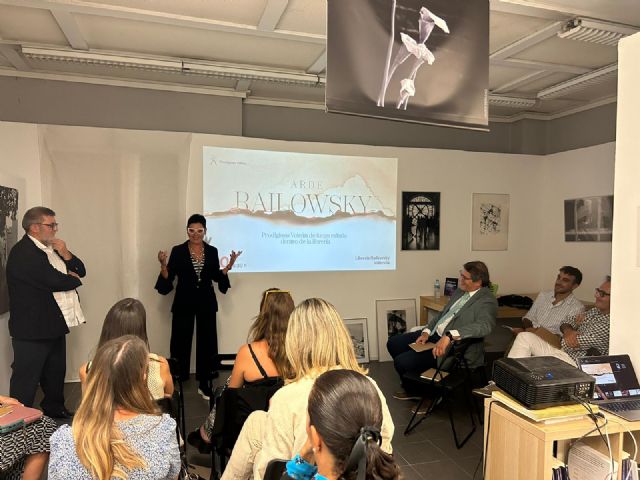 'Arde Railowsky', la colaboración entre Prodigioso Volcán y la emblemática librería valenciana - 3, Foto 3