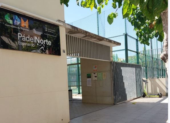 El Ayuntamiento adjudica el mantenimiento de las pistas de pádel de Espinardo - 1, Foto 1