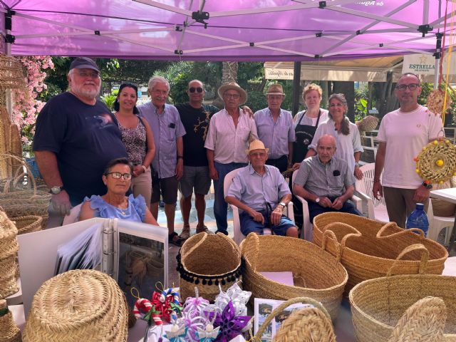 Excelente acogida de la nueva edición del Mercado Tradicional de Productor - 1, Foto 1