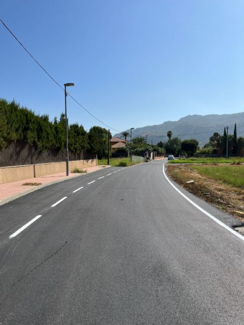 El Ayuntamiento renueva el asfalto en más de 4.500m2 del carril Balibrea en Algezares mejorando la seguridad de los usuarios - 2, Foto 2