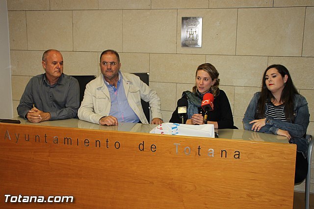Se realiza una recepción institucional a la eurodiputada Marina Albiol, de Izquierda Plural, Foto 5
