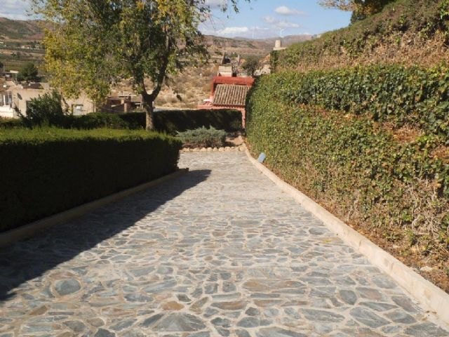 Finalizan las obras de pavimentación del Jardín de la Acerica - 1, Foto 1