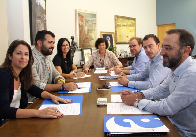 La alcaldesa se reúne con el nuevo presidente de la Confederación de Empresarios Aseplu - 1, Foto 1