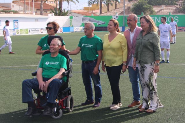 El club Atlético Pinatarense celebra un partido solidario a beneficio de la Asociación ELA Región de Murcia - 1, Foto 1