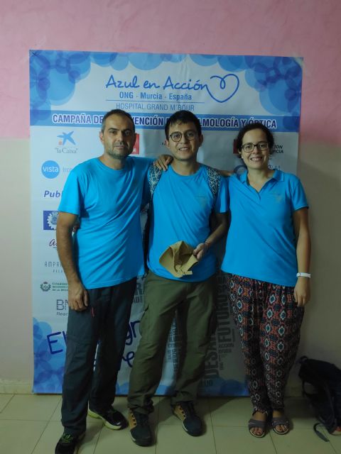 Dos docentes y un estudiante de la facultad de Óptica de la UMU están en Senegal para ayudar a personas con problemas de visión - 3, Foto 3