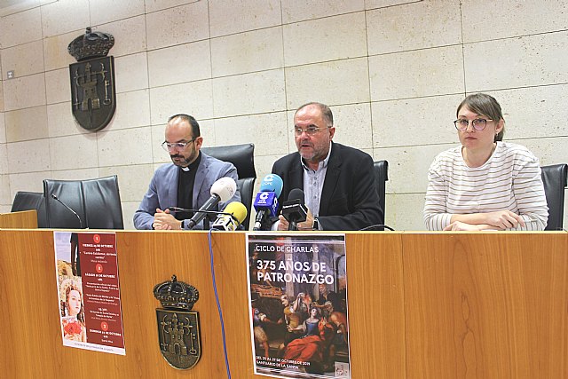 La Fundación La Santa organiza un ciclo de ponencias para conmemorar el 375 aniversario del Patronazgo de Santa Eulalia en Totana - 2, Foto 2