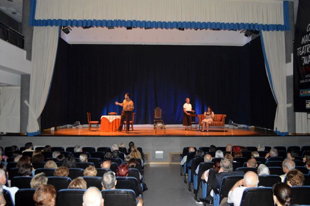 Gran noche de teatro con 'El unicornio roto' de La Barraca de Federico pinatarense - 1, Foto 1