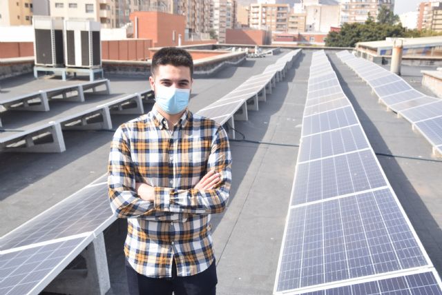 Un estudiante de Minas y Energía diseña una planta solar autosuficiente energéticamente capaz de abastecer a una industria - 2, Foto 2