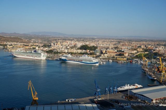 La llegada de cinco cruceros en un mismo día marca un hito histórico en Cartagena - 1, Foto 1