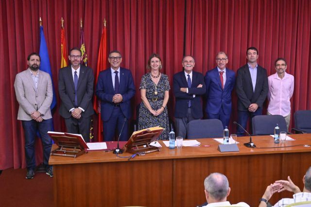 Francisca Pérez toma posesión como decana de la facultad de Filosofía de la Universidad de Murcia - 1, Foto 1