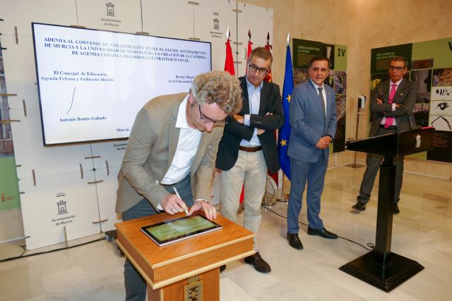 El Ayuntamiento y la Universidad de Murcia amplían la Cátedra de Agenda Urbana y Desarrollo Estratégico Local - 4, Foto 4