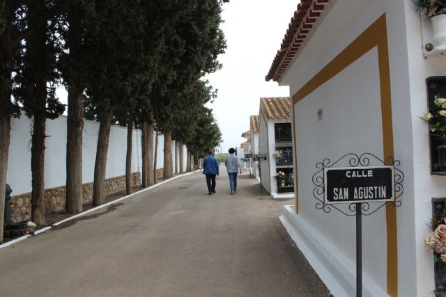 El Ayuntamiento prepara el Cementerio de cara al Día de Todos los Santos - 2, Foto 2