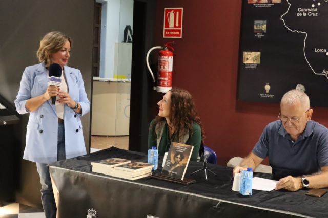 Chus Sánchez presentó en San Pedro del Pinatar,  La historia que jamás deseé escribir - 1, Foto 1