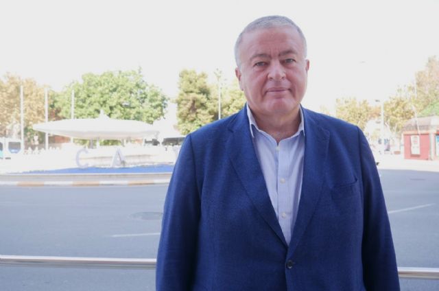 Bernabé denuncia que el Ministerio de Defensa genera ruido y dudas innecesarias pese a no haber noticias sobre un nuevo retraso en la entrega de los submarinos S80 - 1, Foto 1