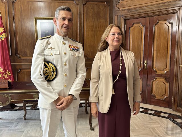 Visita institucional del Almirante de Acción Marítima - 1, Foto 1