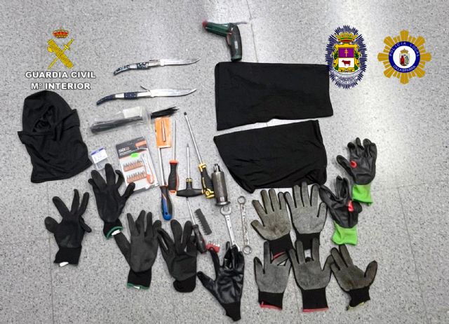 La Guardia Civil desarticula un grupo criminal itinerante dedicado a robos con fuerza - 1, Foto 1