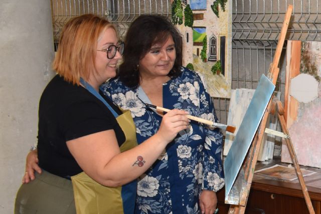 Comienza el curso de pintura acrílica y al óleo propuesto por la Concejalía de Políticas Sociales - 5, Foto 5