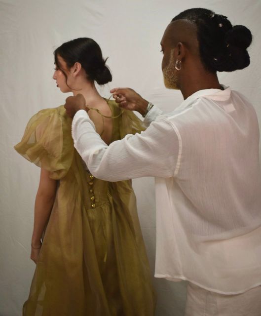 DeSean Ta-Jae deslumbra en la Pasarela de Moda de La Flota con una colección que une arte, herencia y vanguardia - 4, Foto 4