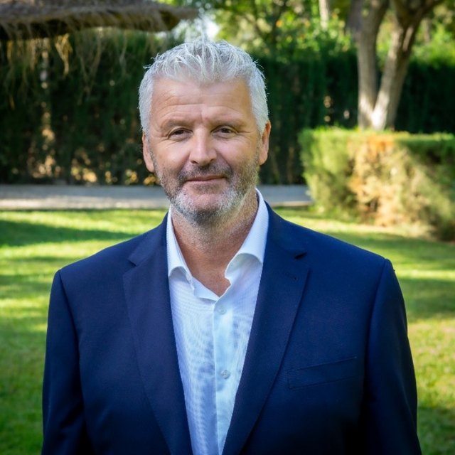 Nueva York desafía a las redes sociales por “enganchar” a los menores: ¿podría España seguir sus pasos? - 1, Foto 1