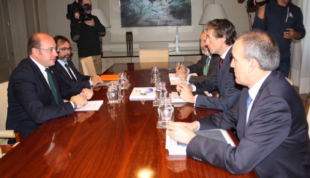 Pedro Antonio Sánchez: La Comisión de Seguimiento garantizará que las obras siguen su ritmo y que el AVE llegará el próximo año a la Región - 3, Foto 3