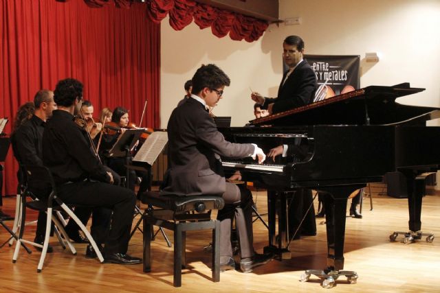 El Entre Cuerdas y Metales clausuró en Lorca el ciclo de conciertos promocionales - 1, Foto 1