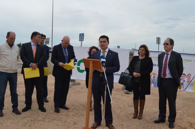 El servicio municipal de recogida de basura y limpieza viaria se mejora con la construcción de una nueva que centralizará el garaje y la zona administrativa - 3, Foto 3