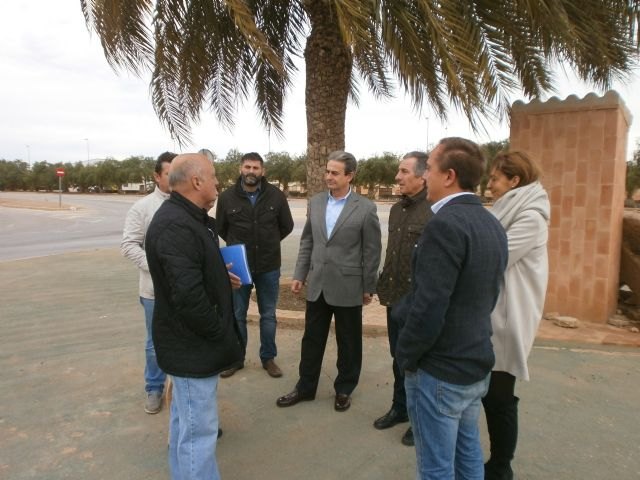 Fomento destina 587.000 euros a construir una rotonda para mejorar los accesos al polígono industrial de La Palma en Cartagena - 1, Foto 1