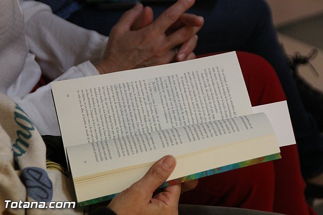 Se presenta el libro Cantos Náuticos de Vicente Tiburcio, Foto 3