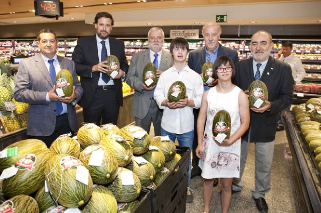 El Corte Inglés recauda 5.000 euros para Down España  gracias al melón solidario - 1, Foto 1