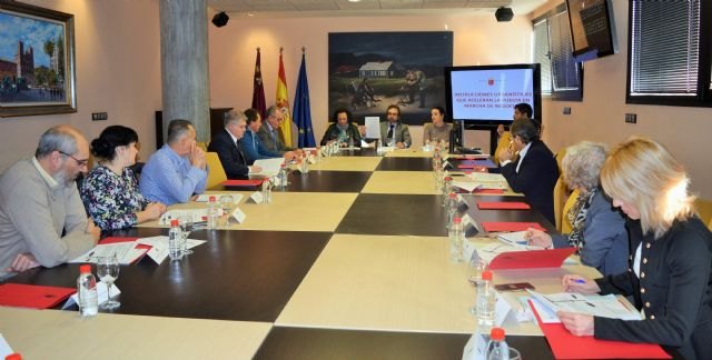 Fomento implanta medidas de simplificación administrativa en el ámbito urbanístico para impulsar la actividad económica regional - 1, Foto 1