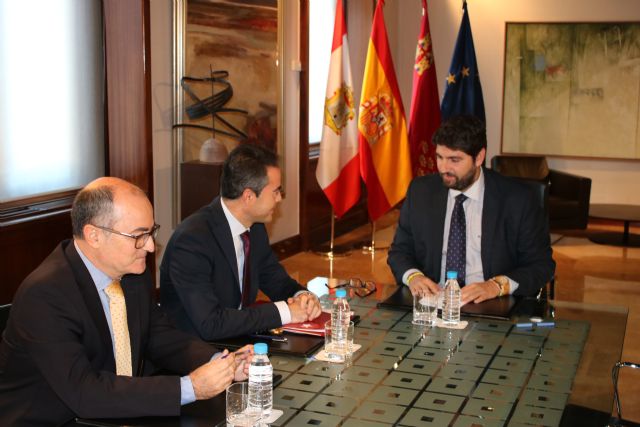 El presidente de la Comunidad, Fernando López Miras, se reúne con el alcalde de Lorquí - 1, Foto 1